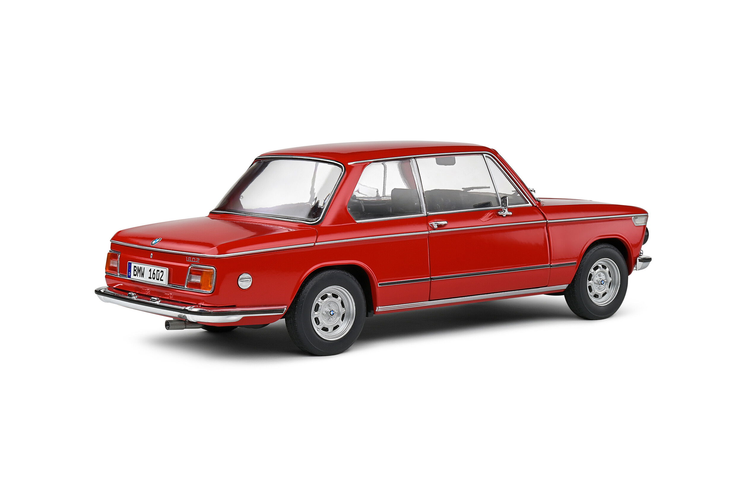 1-18-bmw-1602-red-1971-04